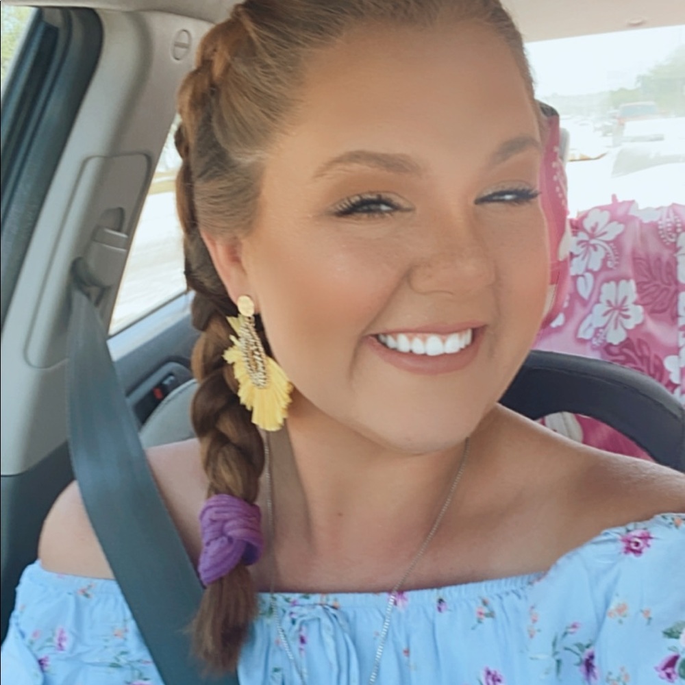 Meet your Posher, Maria